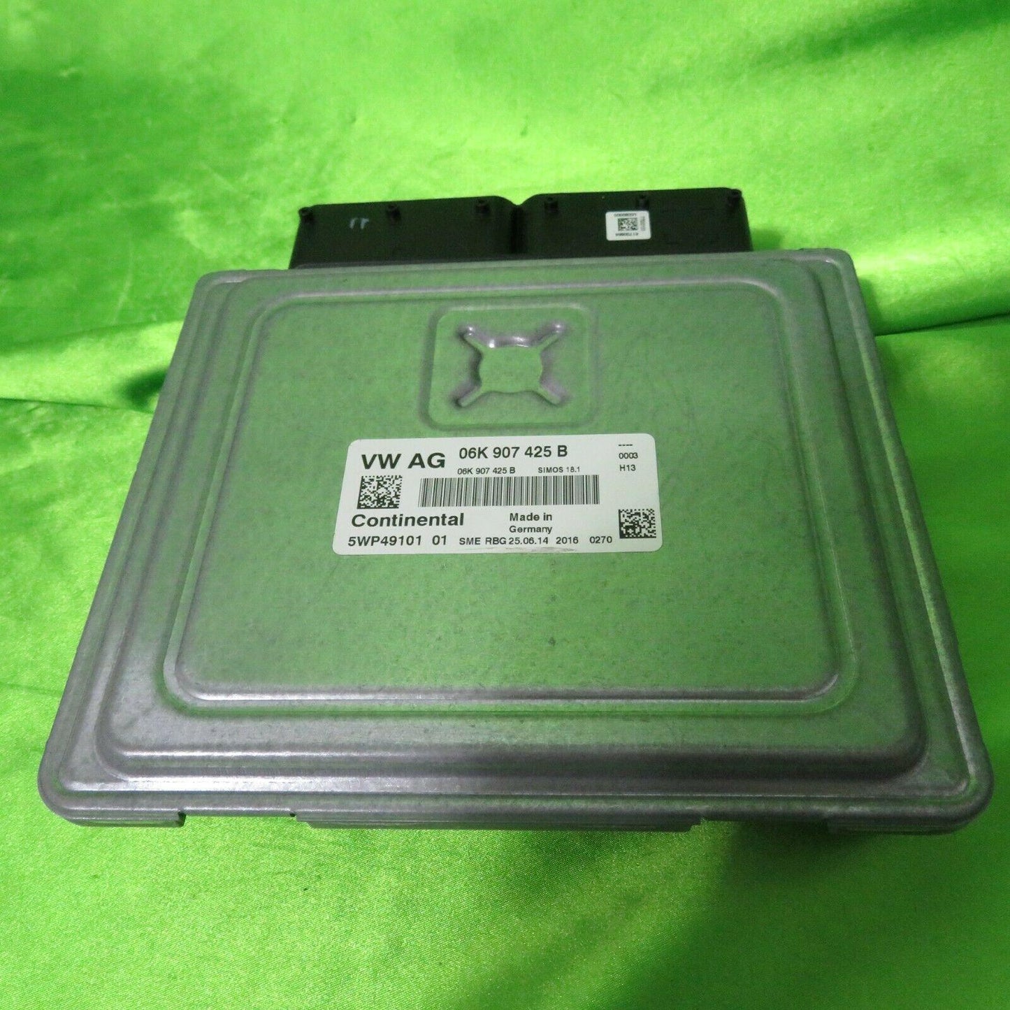 15-17 A3 1.8L Engine Control Module 8V0906264D