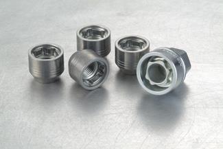 01-22 GM Wheel Locking Lug Nut Set for 4 Wheels 85632247