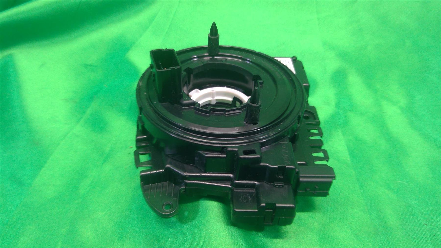 16-21 Jetta GLI Passat Clockspring 5KD953569BC