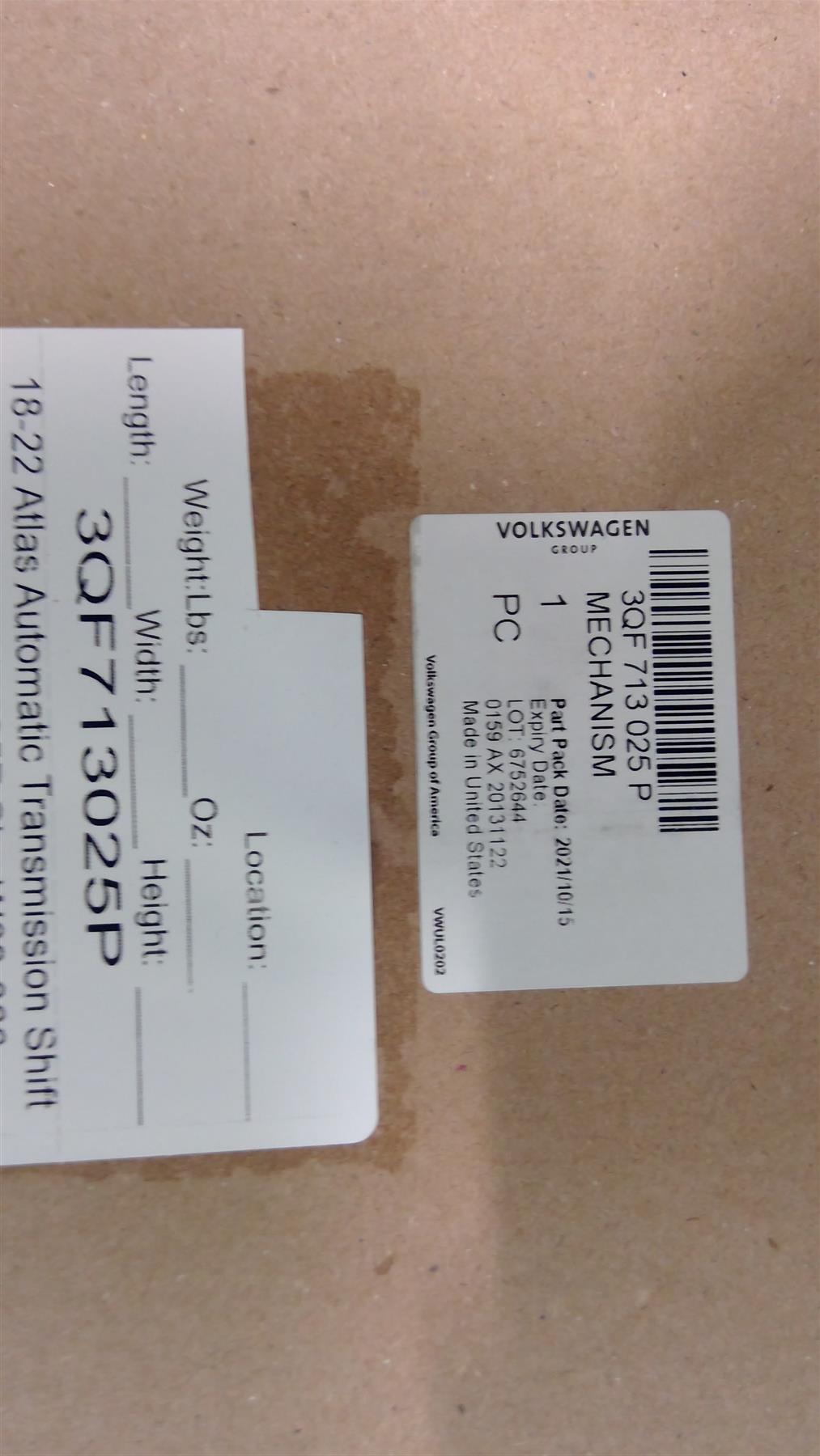 18-22 Atlas Automatic Transmission Shift Lever 3QF713025P