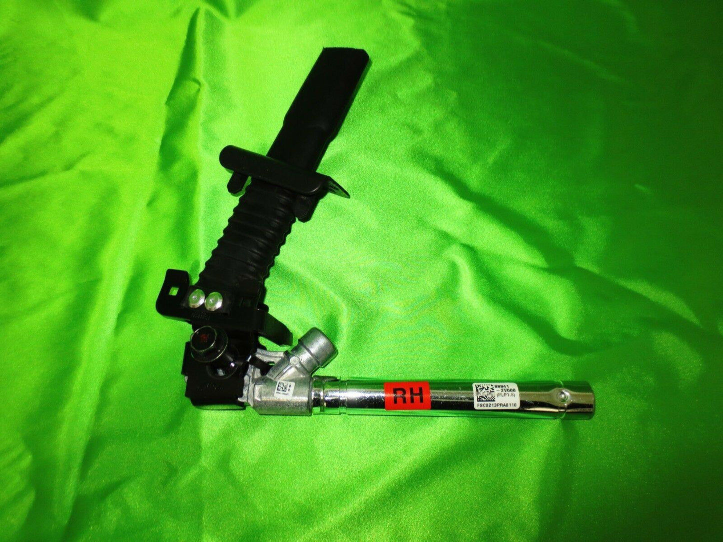 12-17 Veloster Right Front Seat Belt Pretensioner 888412V000RY