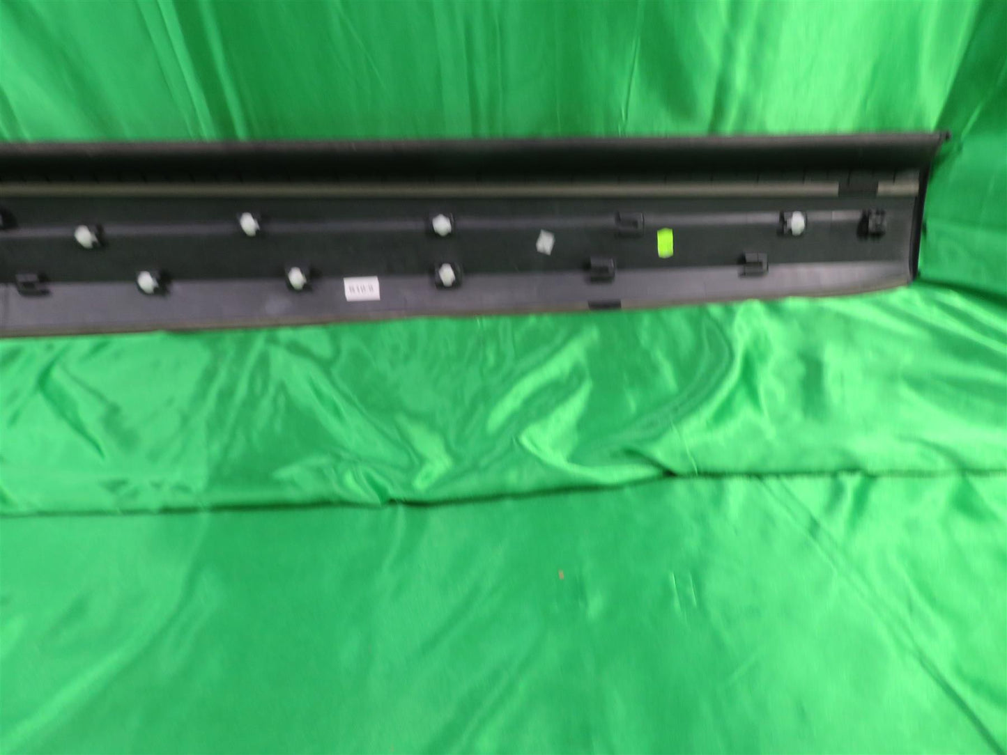 09-18 Tiguan Right Front Lower Door Trim 5N0854940A9B9