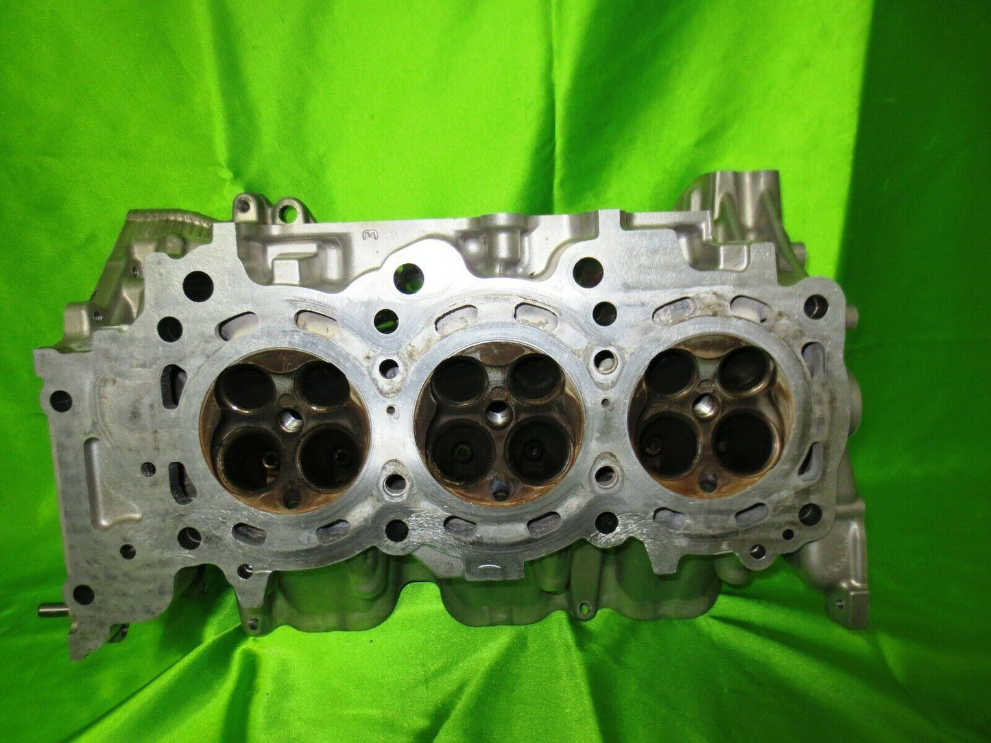 06-15 IS 250 GS 250 Left 2.5L Cylinder Head 1110239037