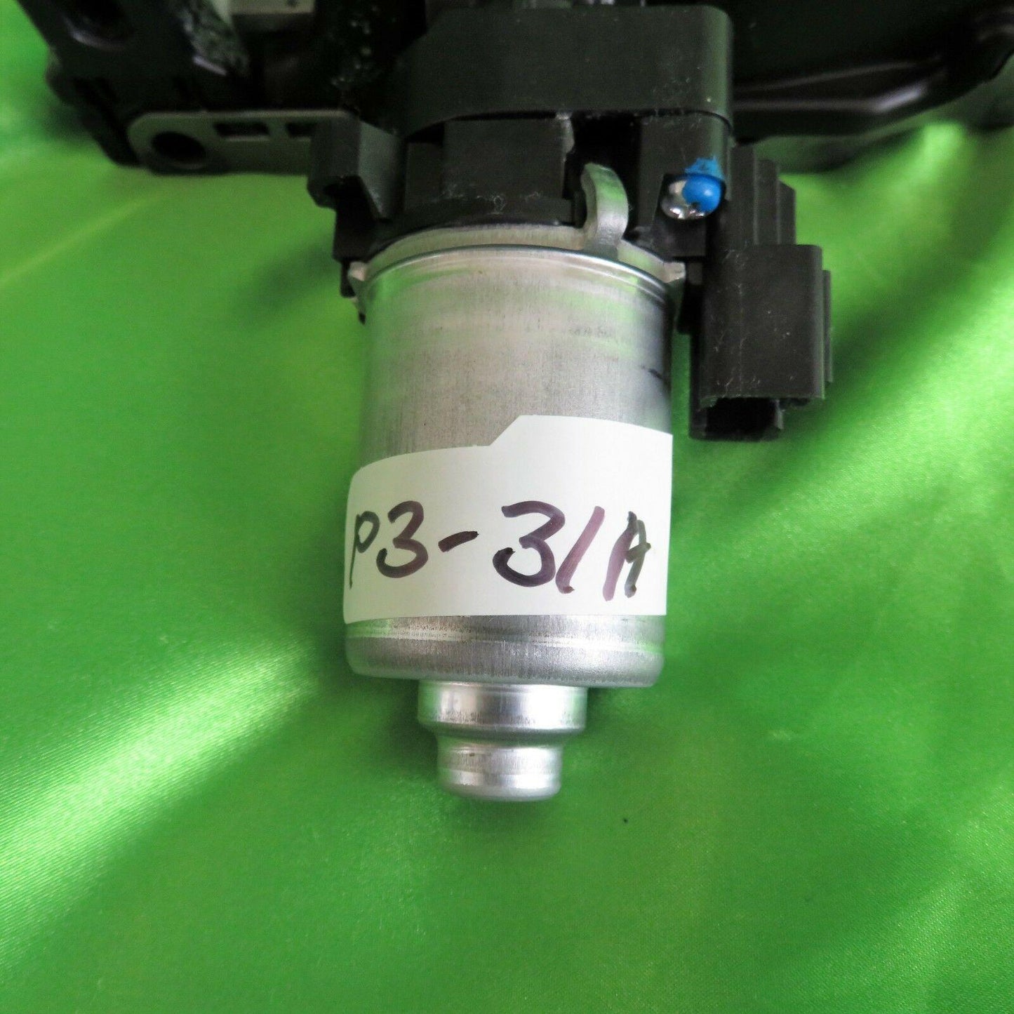 13-19 GS Back & Forth Rt Seat Motor Actuator w/Memory 7201030522