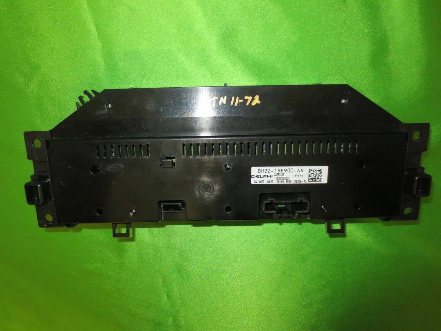 10-16 LR4 Dash Climate Control Display Assembly BH2219E900AA