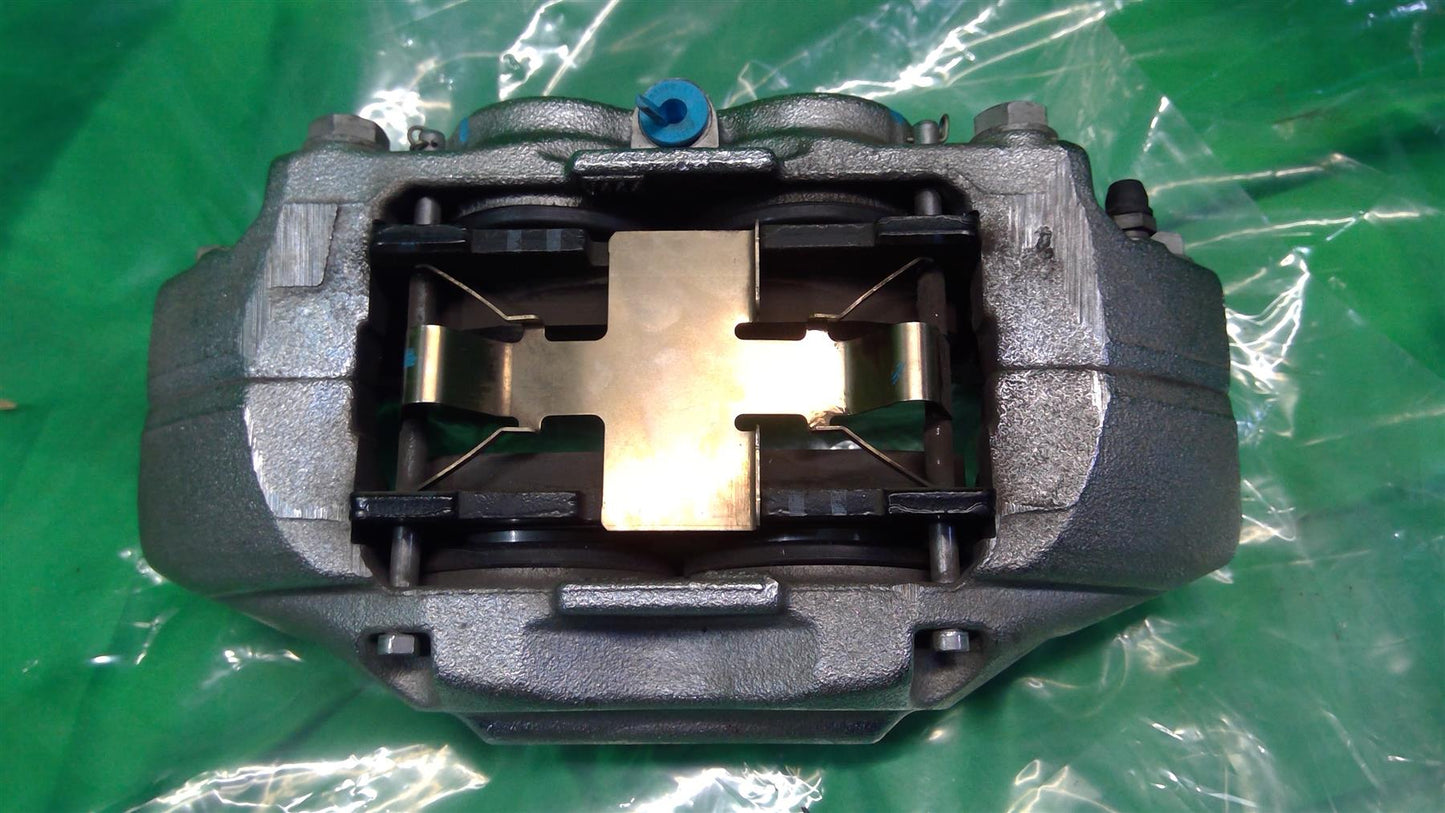 21-23 GM Full Size 1500 Series Trucks/SUVs right front caliper W/Pads 84793058