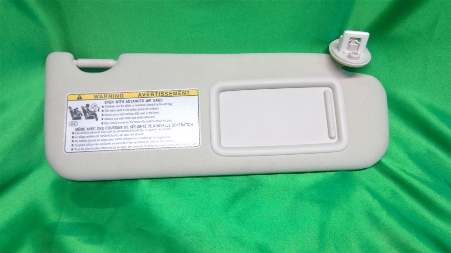 19-20 ES350 White Right Visor Assembly w/o Light 7431006410a0