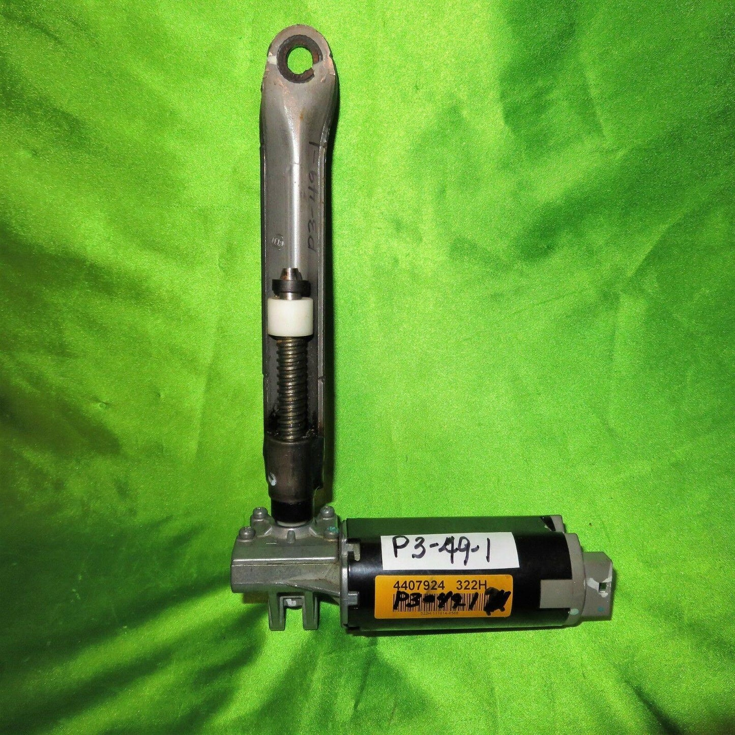 11-15 CTS CTS-V Coupe Right Front Lift Seat Motor 4407924322H