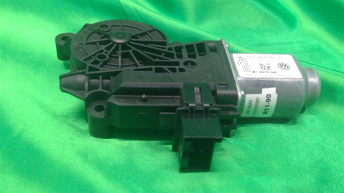 12-18 Beetle Left Front Window Motor 6R0959801APZ01