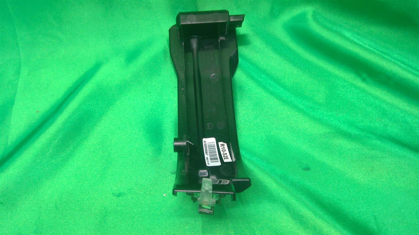 18-23 Atlas Right Turn Signal Light 3CN949102A