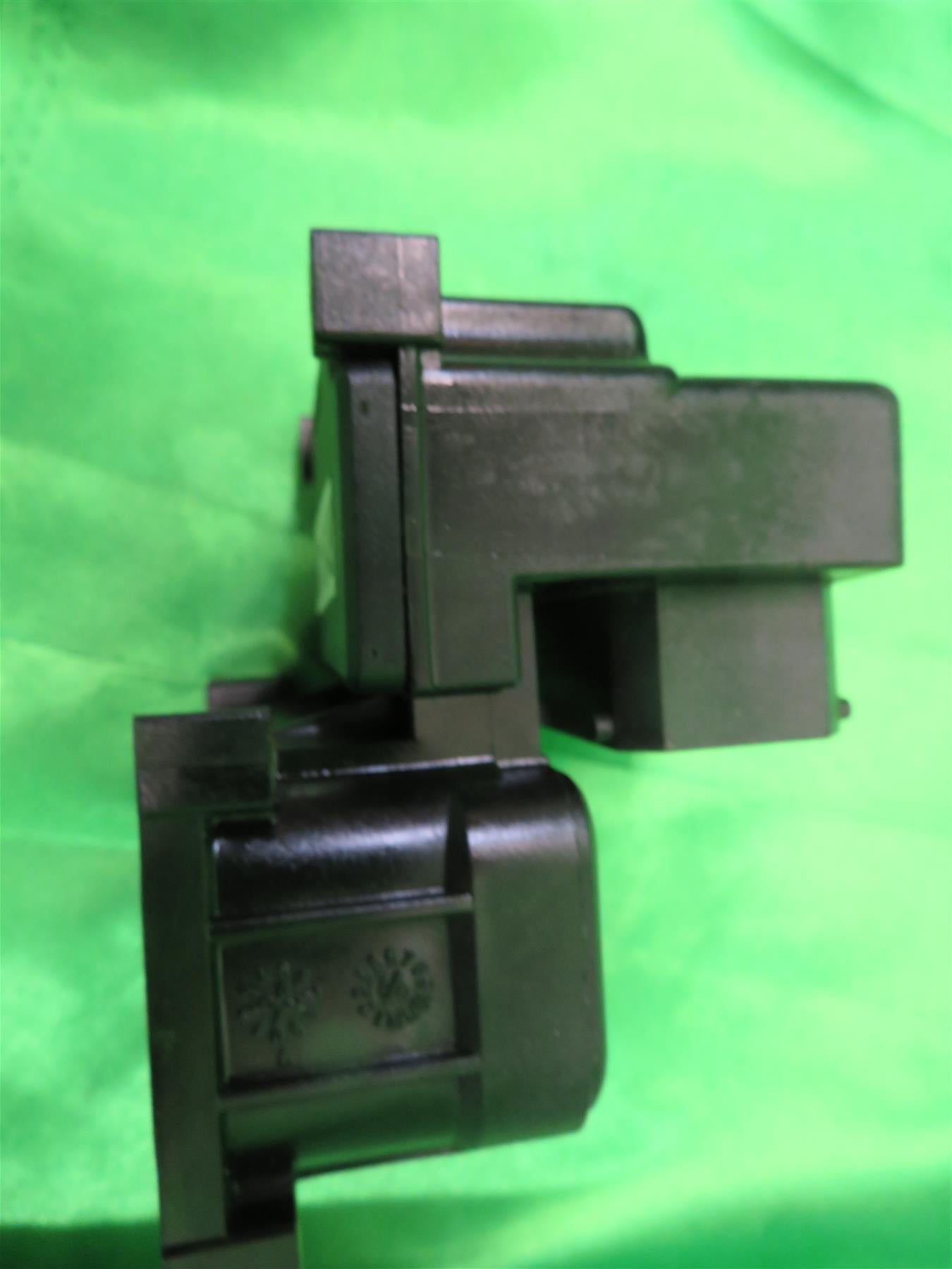 04-07 Taurus Sable ABS Control Module 4F1Z2C219AA