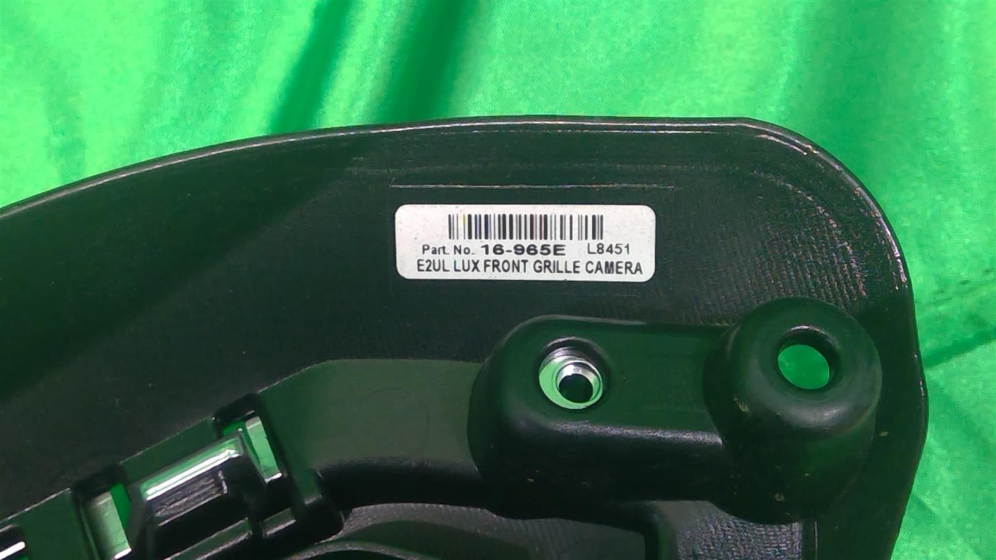 19-23 XT4 Gen 5 Premium Luxury Black Out Grille w/Cam 84582868