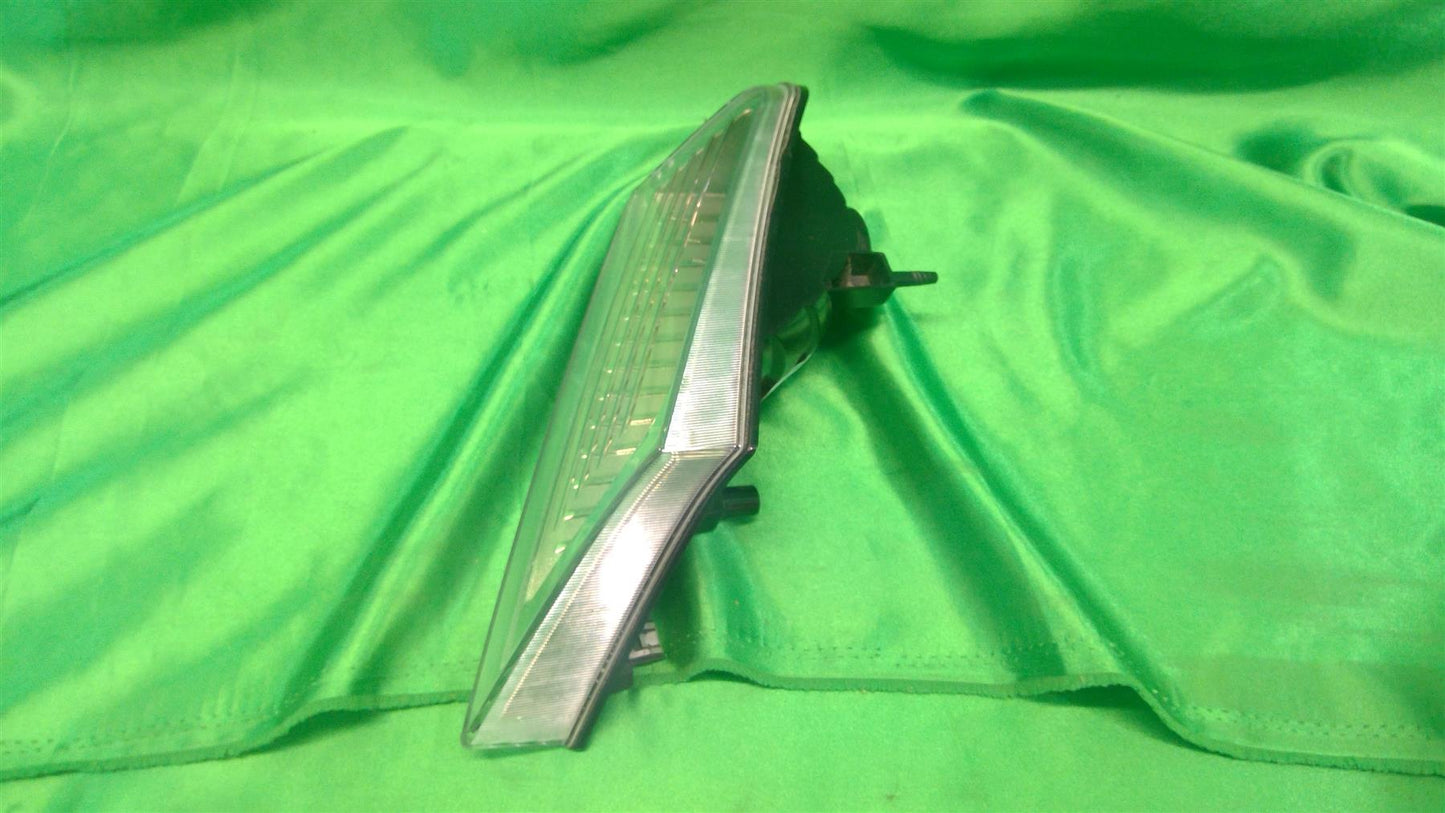 08-12 Liberty Right Park Turn Signal Lamp 57010124AA