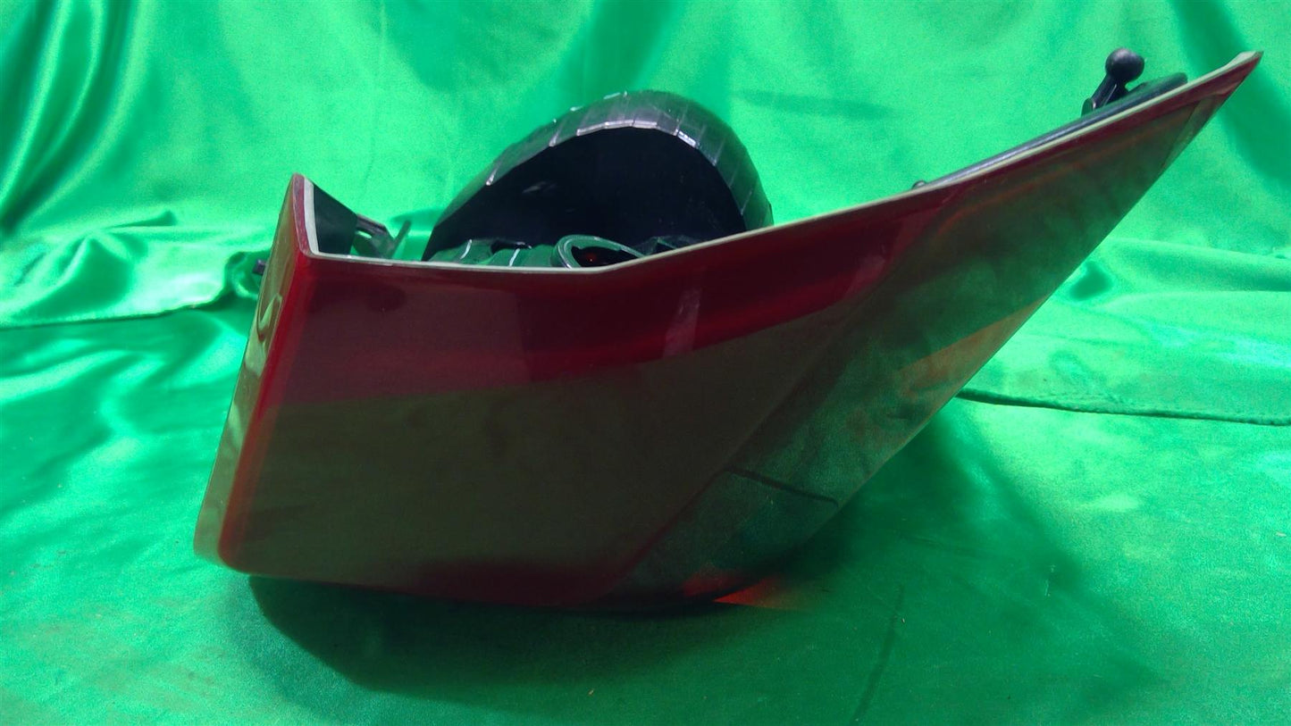 08-12 Caliber Right Tail Light 05303752AH