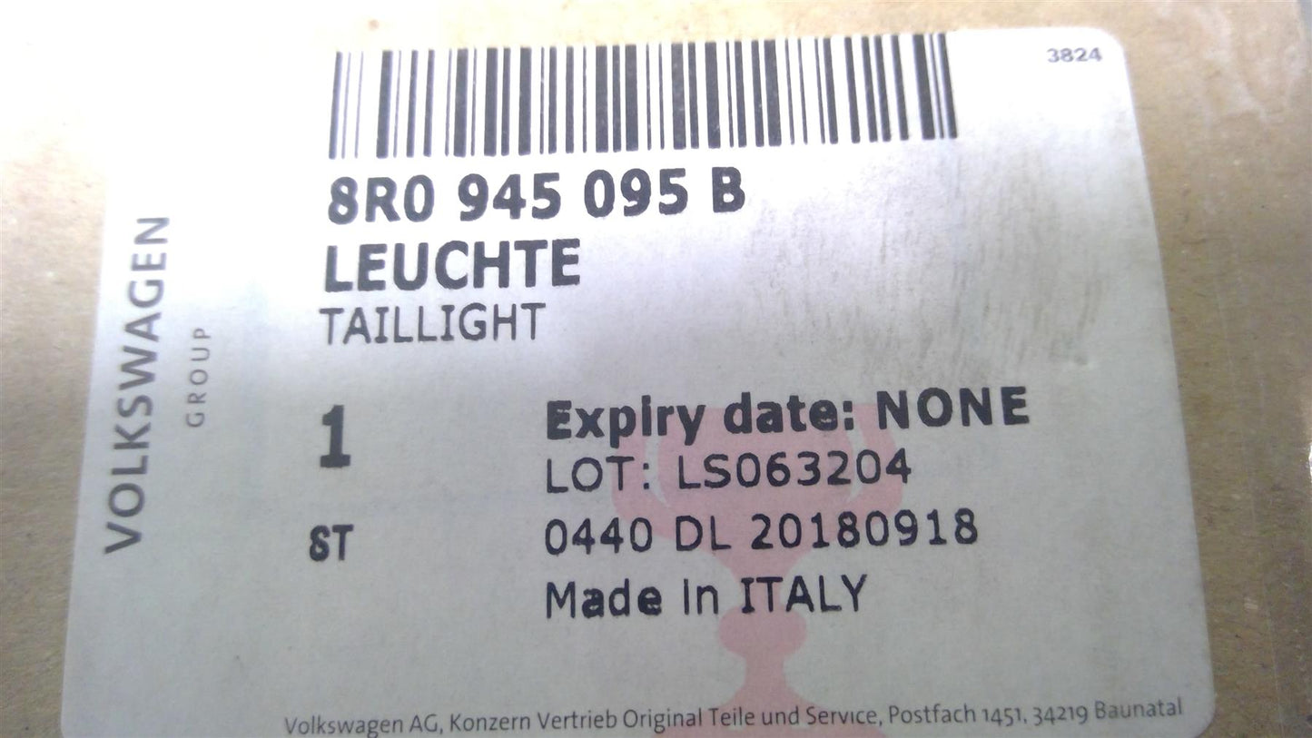 09-17 Q5 SQ5 Left Rear Bumper Mounted Tail Light Assembly 8R0945095B