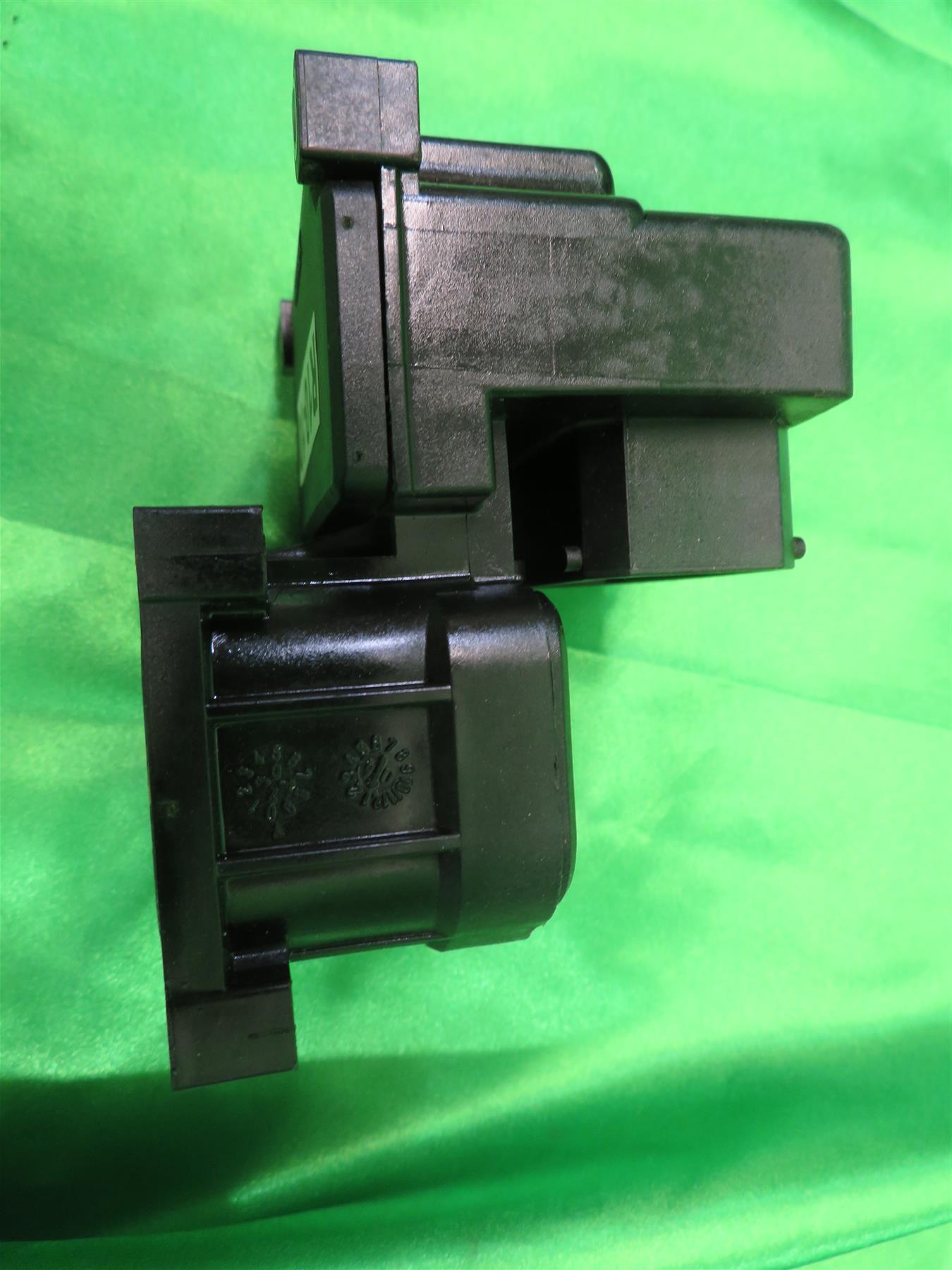 04-07 Taurus Sable ABS Control Module 4F1Z2C219AA