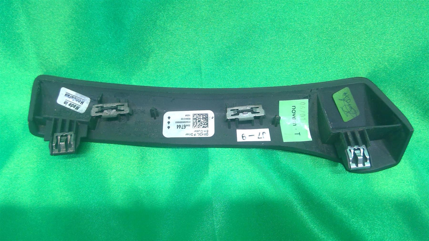 15-20 Escalade GSV Left Instrument Panel Trim 23486744