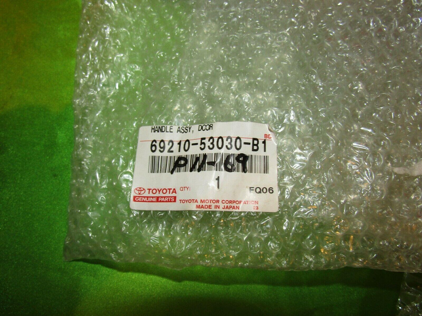 14-19 IS200t 250 300 350 Right Front External Door Handle 6921053030B1