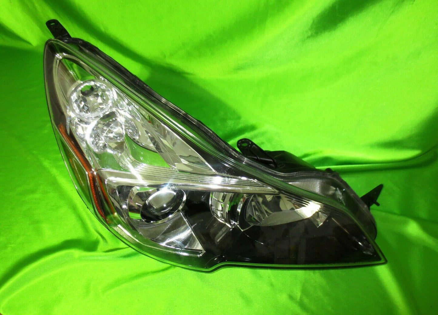 13-14 Legacy Right Headlight Black Inner Accent 84001AJ22B