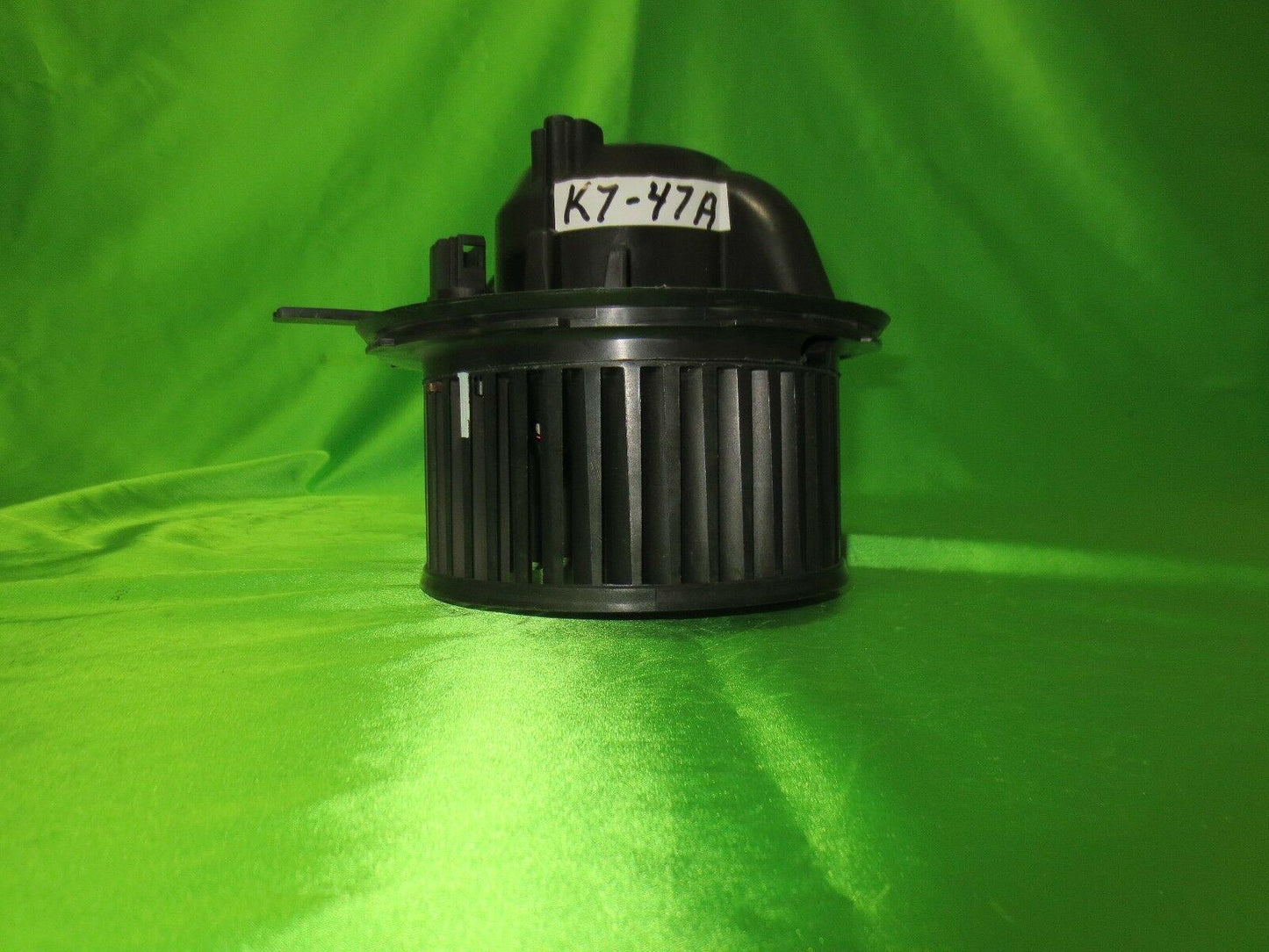 12-22 Beetle Passat Jetta Golf CC HVAC Blower Motor 561820015A