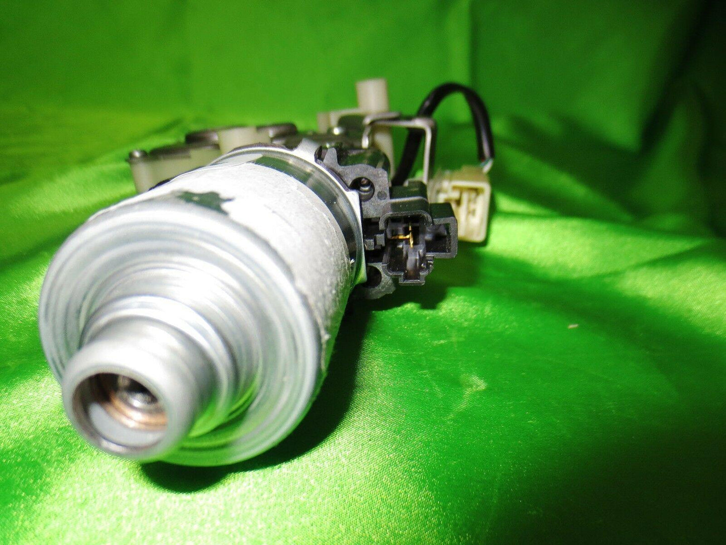 06-15 ES IS ISF GS Right Front Seat Lift Motor w/Memory 7231053020