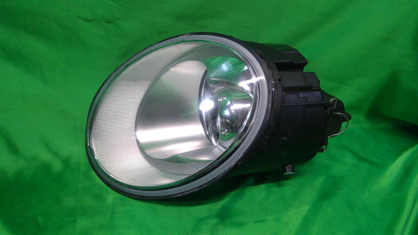 2006 Beetle Right Headlamp F00HTV1002