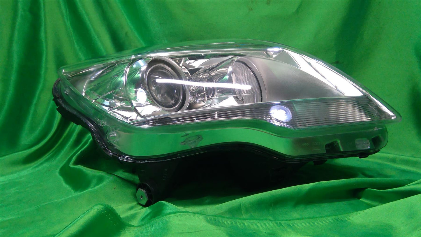 10-13 R350 Right Xenon Headlight 2518203661