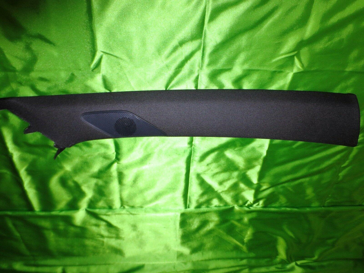 11-16 Jetta Right Windshield Pillar Trim Black 5C6867233SCE6