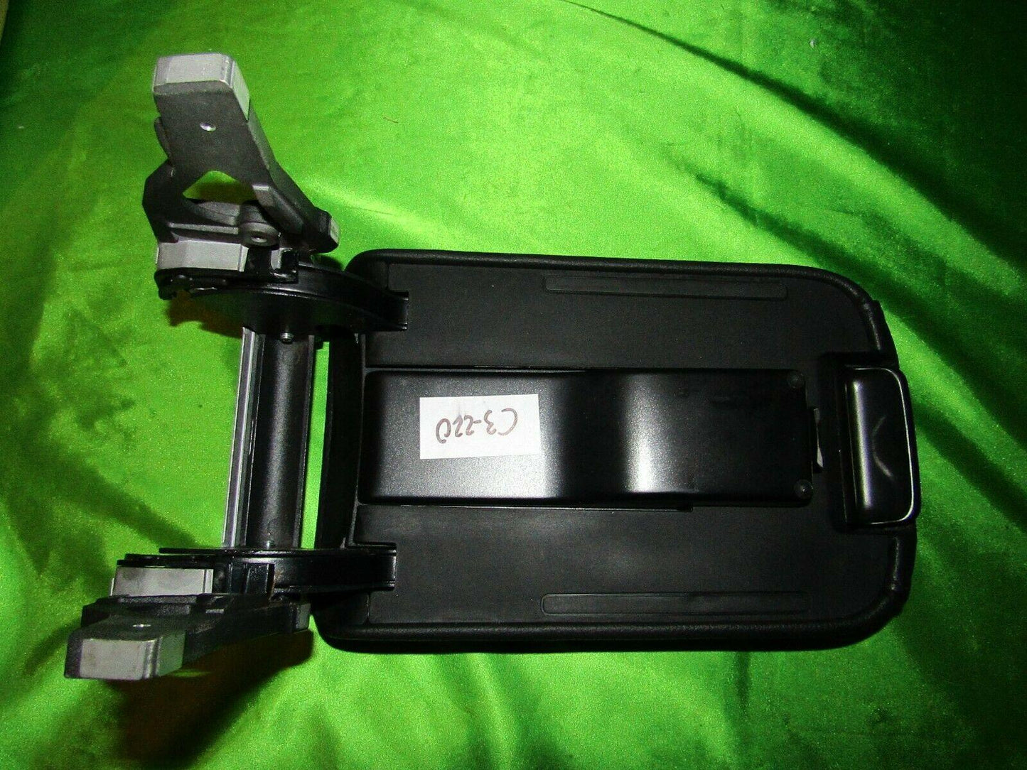 11-18 Jetta Console Cover Armrest Black 5C686420779X