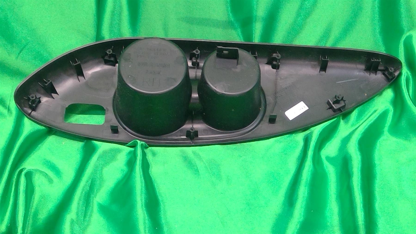 15-19 QX80 Right Rear 3rd Row Cup Holder 849561LA0AX