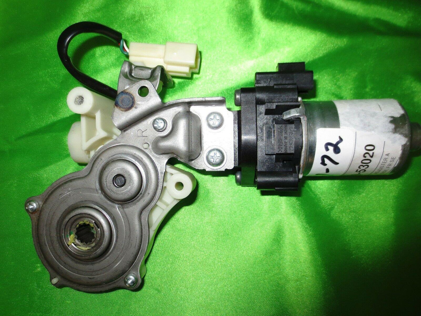 06-15 ES IS ISF GS Right Front Seat Lift Motor w/Memory 7231053020
