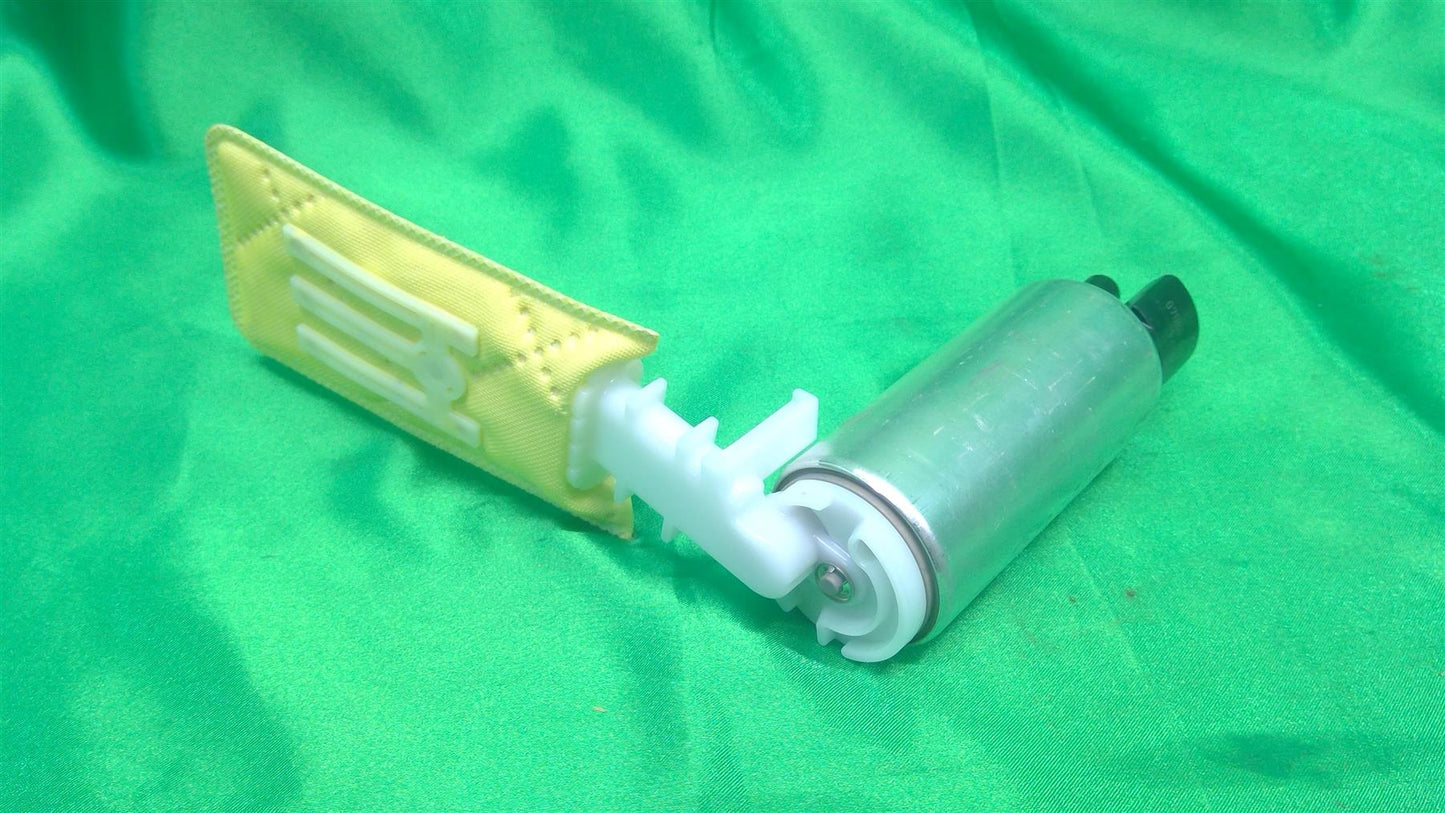 16-22 RX450h Fuel Pump w/Filter 2322031600