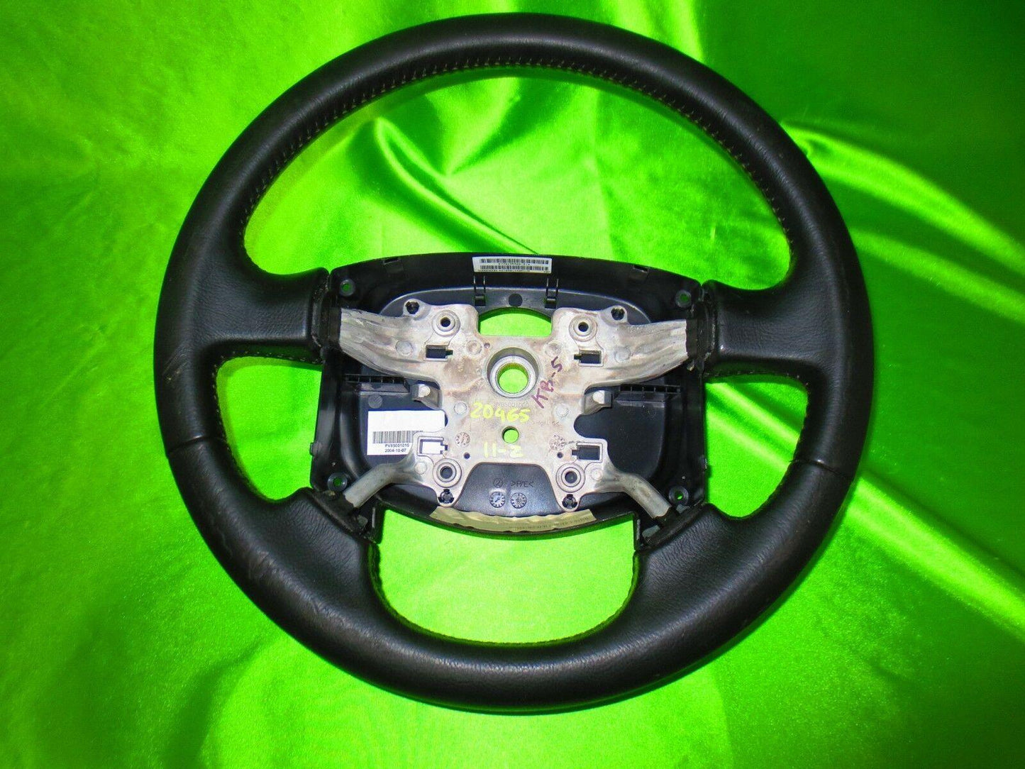 05-09 Range Rover Sport LR3 Leather Steering Wheel LR017037