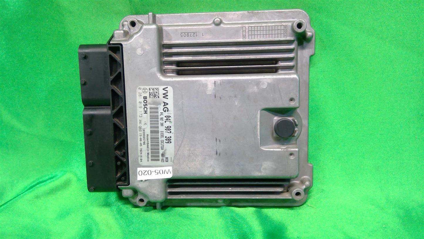 2015 Golf Sportwagen Engine Control Module 04L997022N
