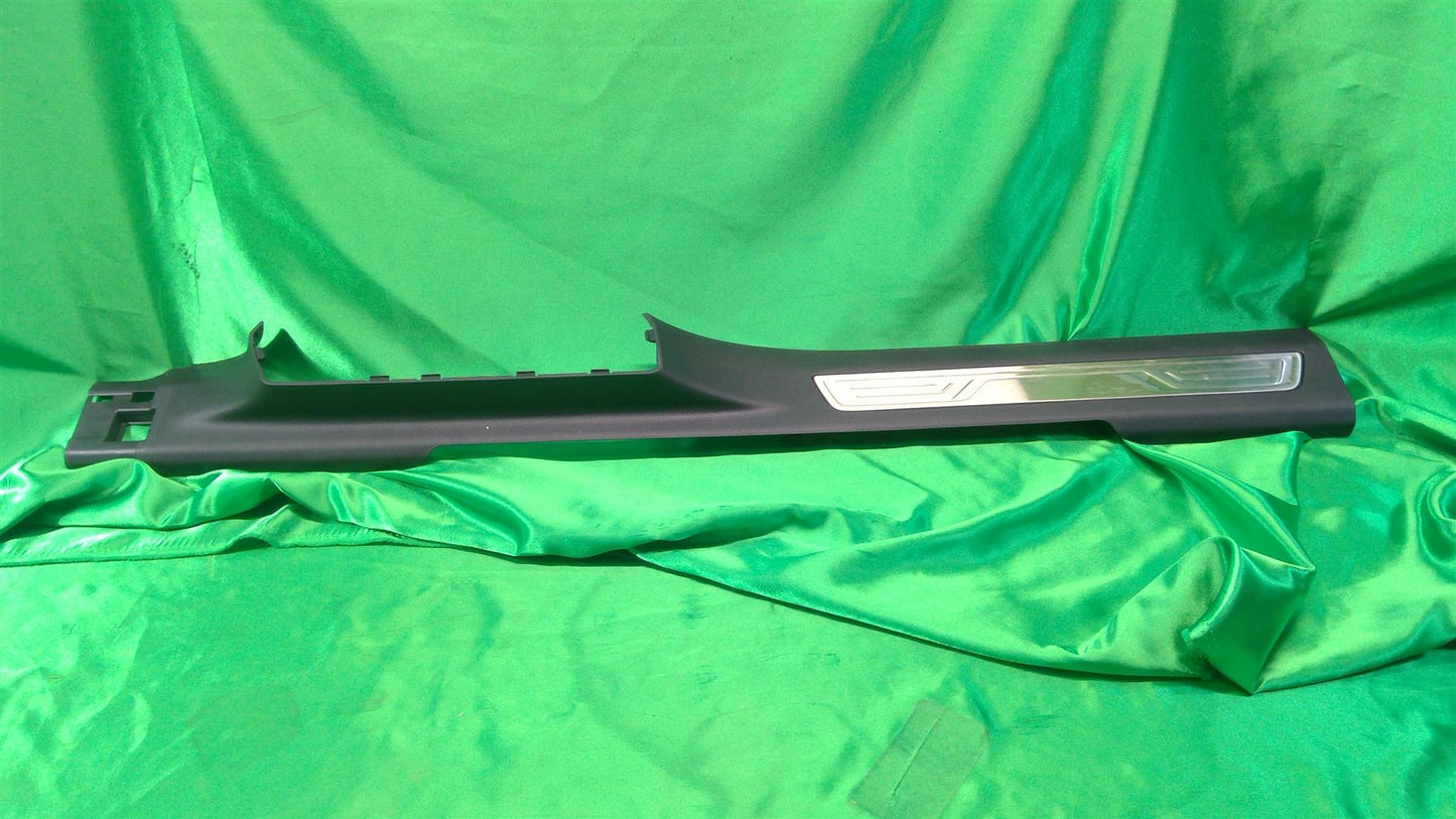 ⭐⭐20-24 Genuine Atlas Front Door Sill Plate 3CN853371E82V⭐⭐