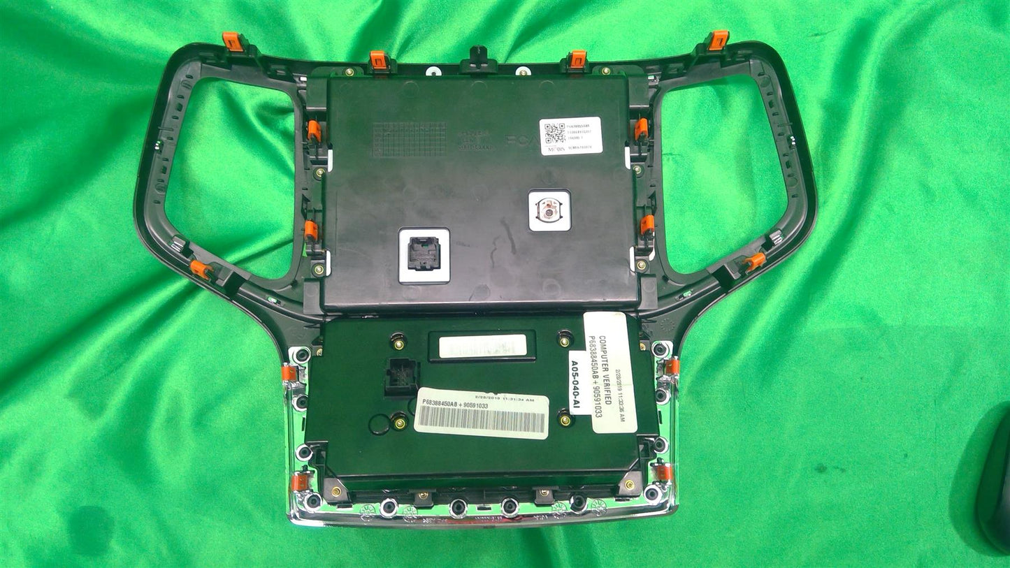 19-22 Grand Cherokee Center Stack --Display bad 68388550AD
