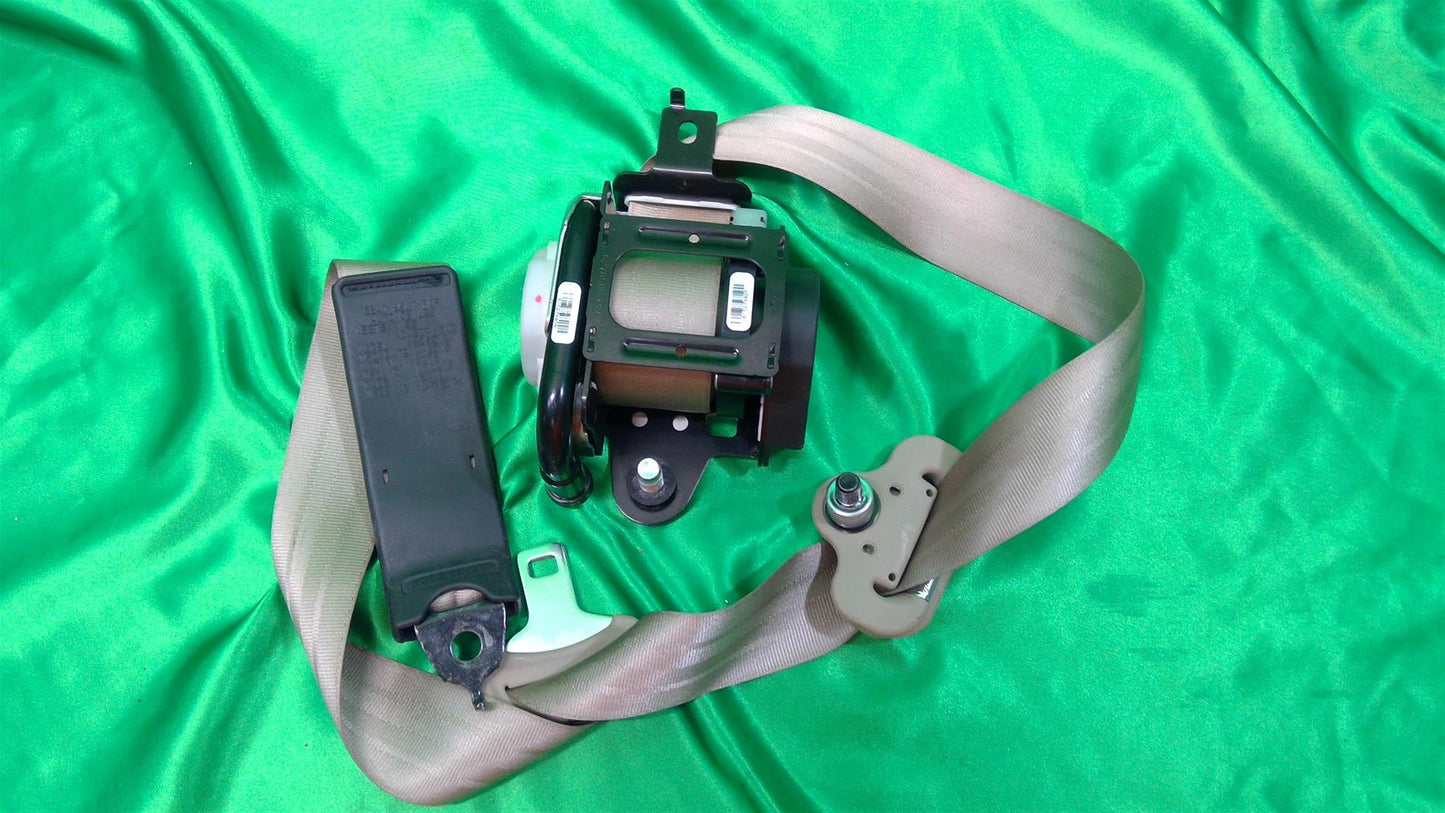 15-16 CR-V Outer R Sandstorm Belt & Retractor 04814T0GA21ZA