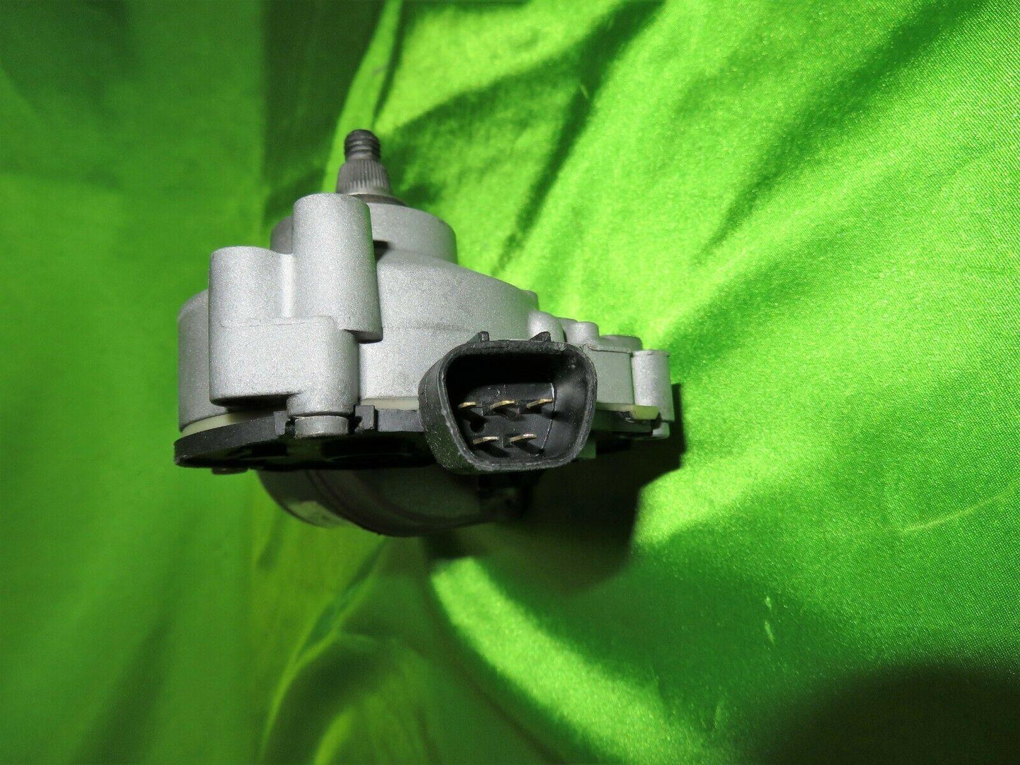 07-14 All GM 1500Series Truck/SUVs Windshield Wiper Motor 23328193