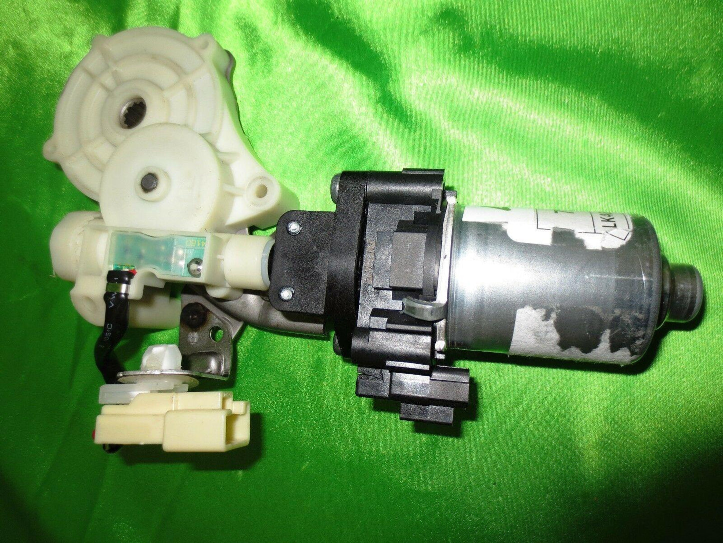 06-15 ES IS ISF GS Right Front Seat Lift Motor w/Memory 7231053020