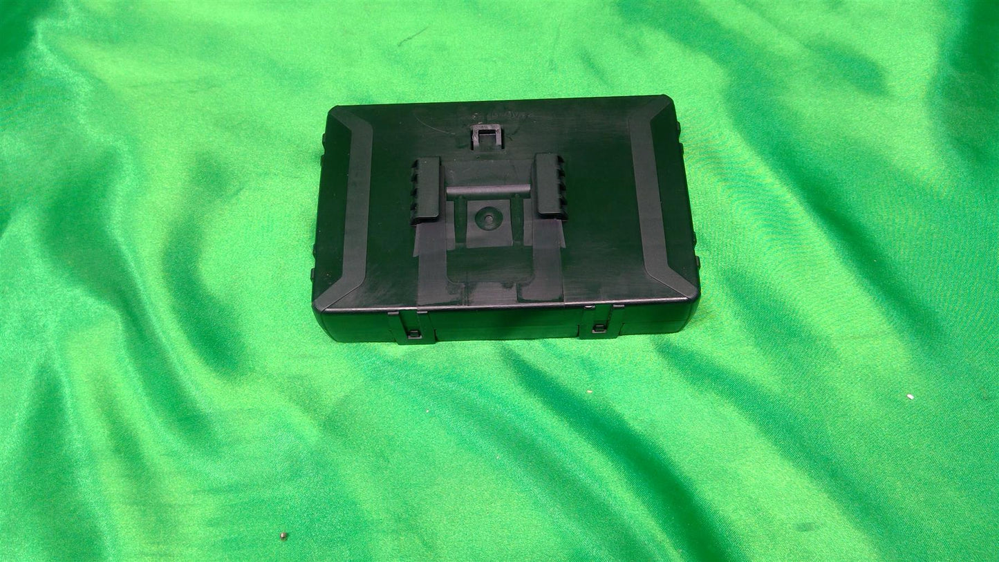 18-19 Armada Telematic Box 282756FL2C18-19 Armada Telematic Box 282756FL2C