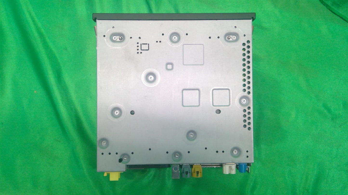 15-16 A3 etron S3 Multi-media Radio 8V0035038