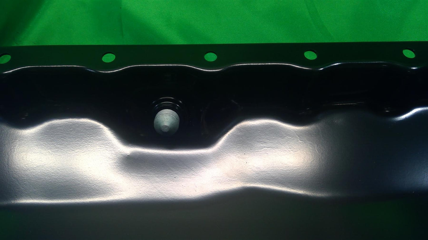 05-14 Beetle Golf Jetta Rabbit 2.5L Engine Oil Pan 07K103600A