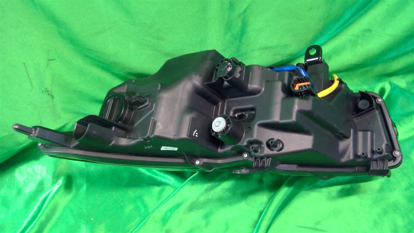 16-19 Q50 Right LED w/o Adaptive Headlight 260104HB0B