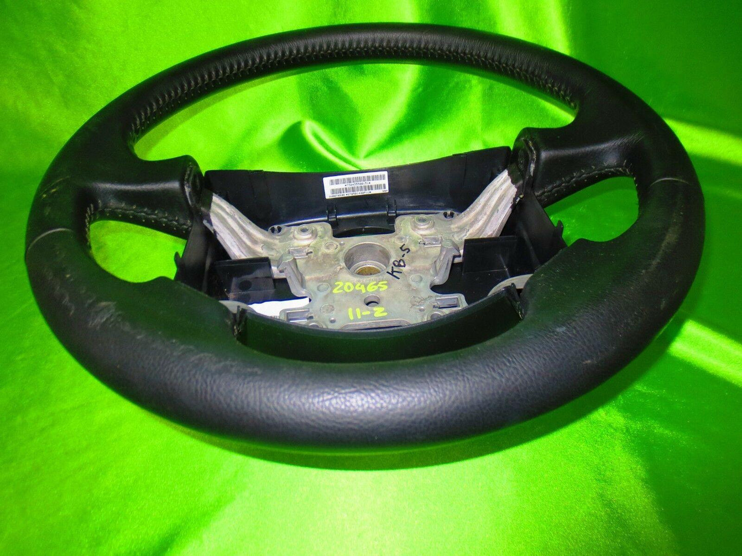 05-09 Range Rover Sport LR3 Leather Steering Wheel LR017037
