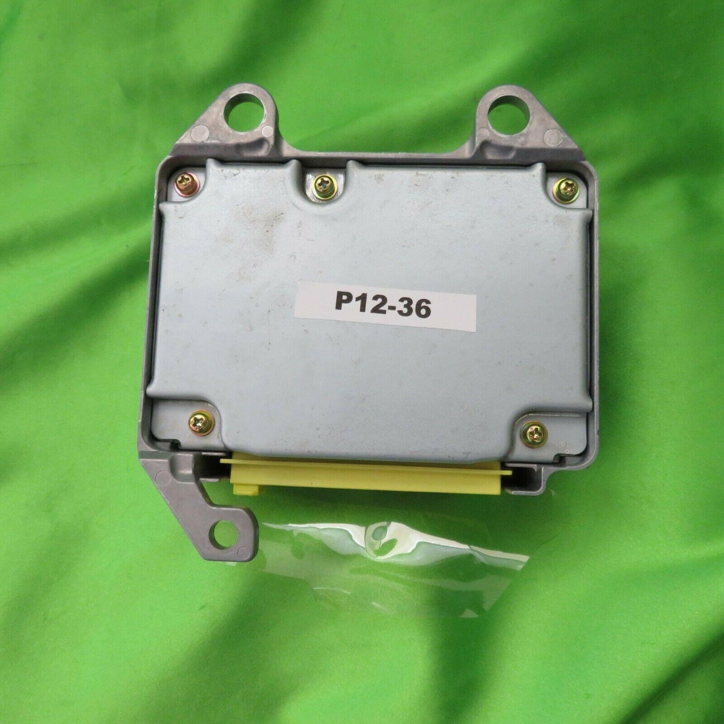 03-05 GX470 Air Bag Control Unit 8917060250
