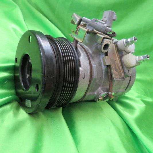 04-09 GX470 AC Compressor HFC 134a 110K 883206A122