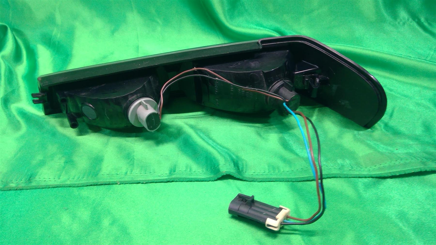 04-12 Colorado GMC Canyon Right Park light Turn Signal 19418418