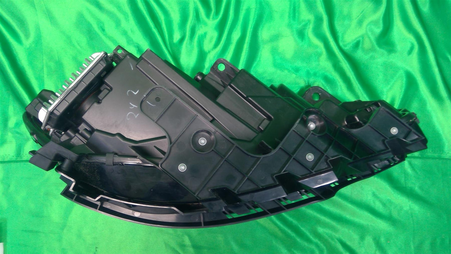 19-21 Grand Cherokee Left Bi-Xenon Headlight P68275945AG