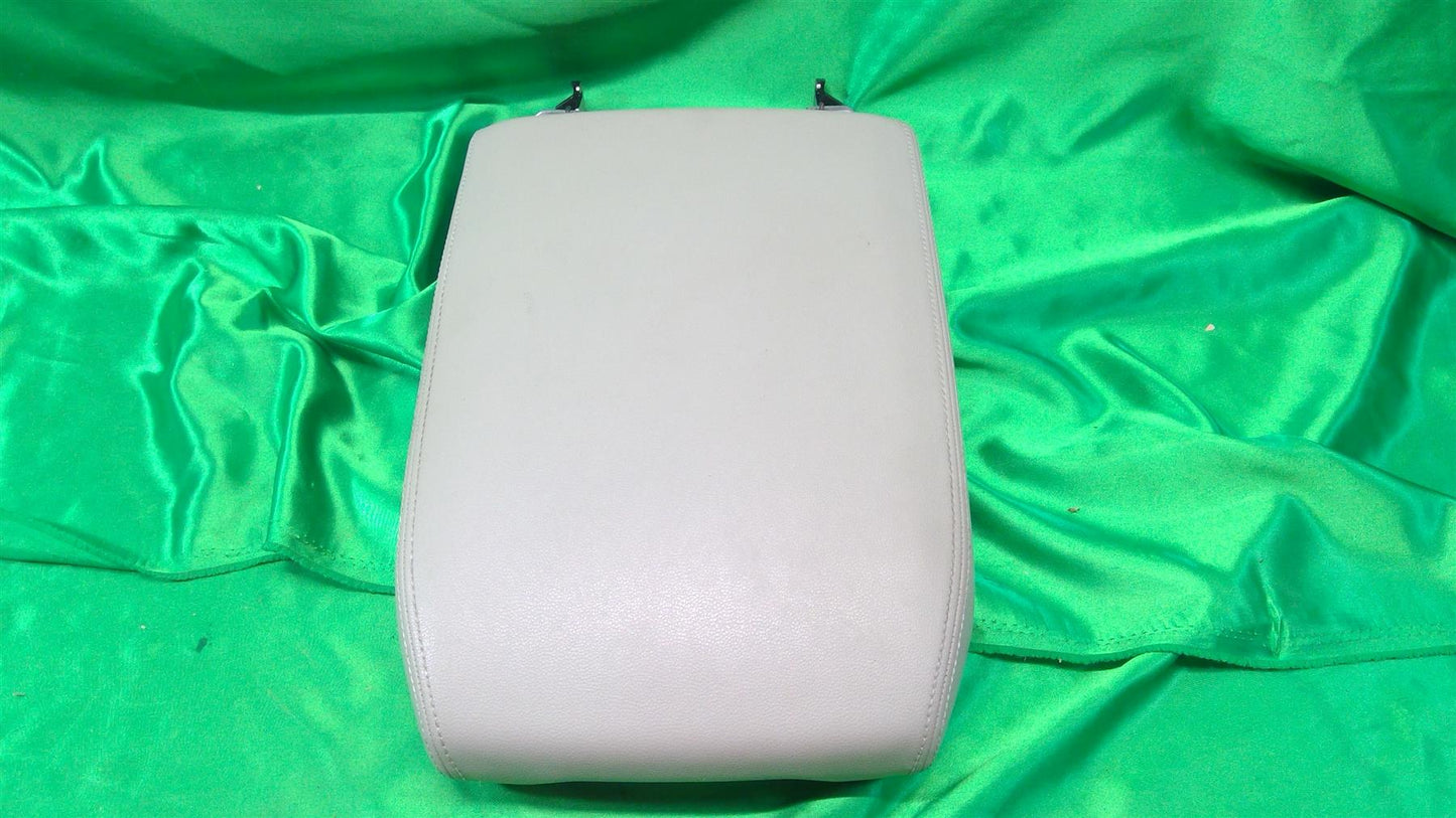 18-20 Atlas Console Armrest  3CN864207CZAI