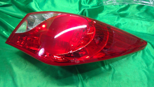 11-14 Sonata Right Halogen Tail Light Used 924023Q000